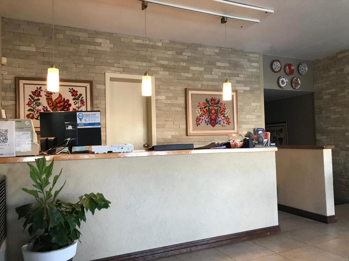 Hotel Europa Пинамар Екстериор снимка